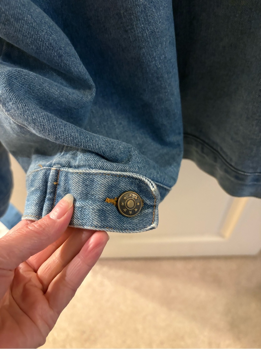Vintage Vegas Riviera Casino Denim Jacket - Picture 14 of 16